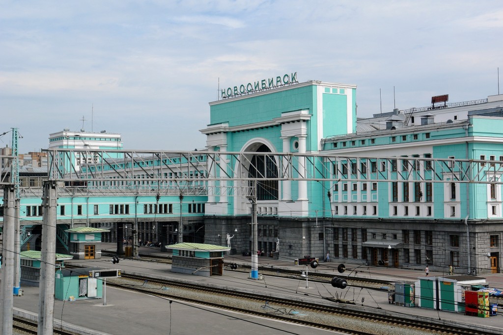 Bahnhof- Nowosibirsk - Transsibirische Eisenbahn